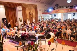 Фестиваль веры с участием Гёрана Дювескога