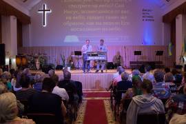 Фестиваль веры с участием Гёрана Дювескога